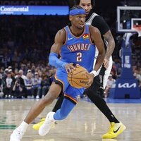 Shai Gilgeous-Alexander's 3rd-quarter outburst lifts Thunder over Spurs