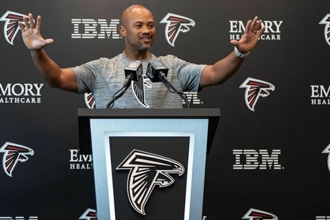 How Falcons' initial roster stacks up against NFL