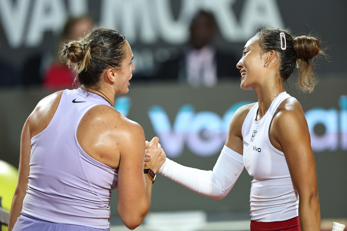 (SP)ITALY-ROME-TENNIS-WTA-ITALIAN OPEN-ZHENG QINWEN VS ARYNA SABALENKA