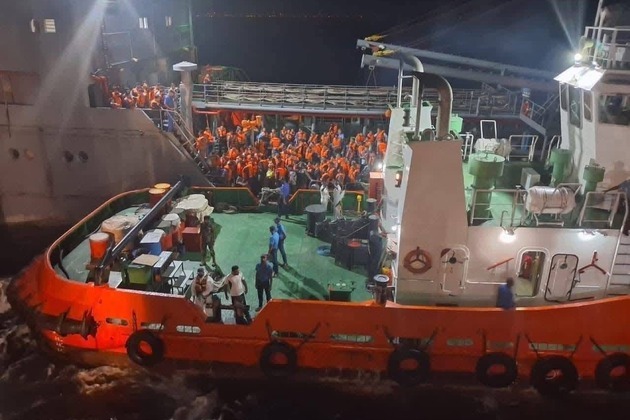 SRI LANKA-COLOMBO-IRANIAN NAVAL VESSEL-CREW-EVACUATION