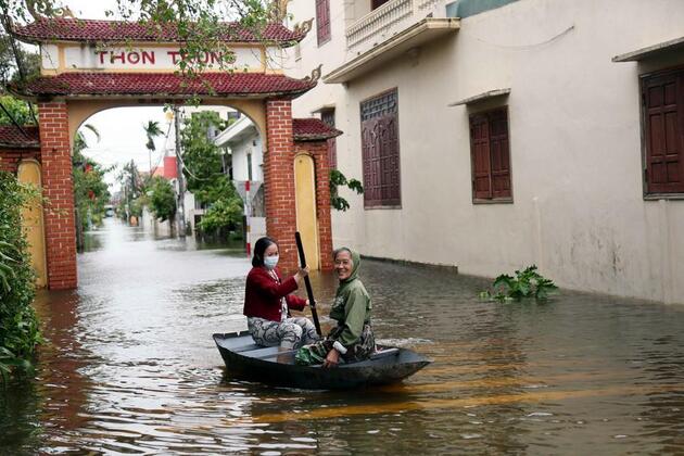 Torrential rains, flooding leave 7 dead, 7 missing in central Vietnam