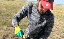 Soil sampling at Baynazar. Credit: Sarytogan.