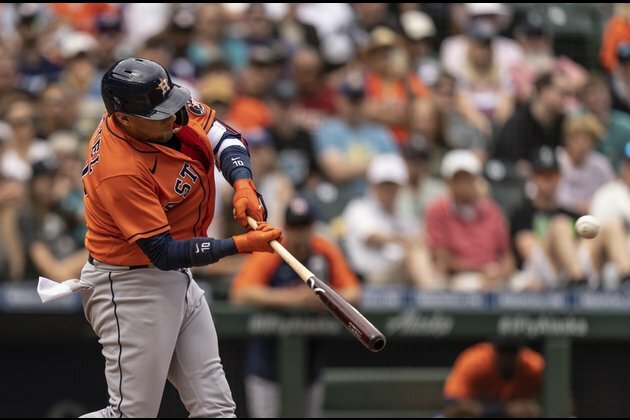 Yuli Gurriel drives in three as Astros win series vs. Mariners