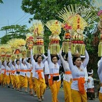 Sakti perempuan Bali: Kekuatan penopang pariwisata yang terabaikan