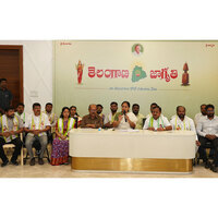 "Stop targeting the poor, Act against powerful:" Telangana Jagruthi President K Kavita slams Hydra Project commissioner