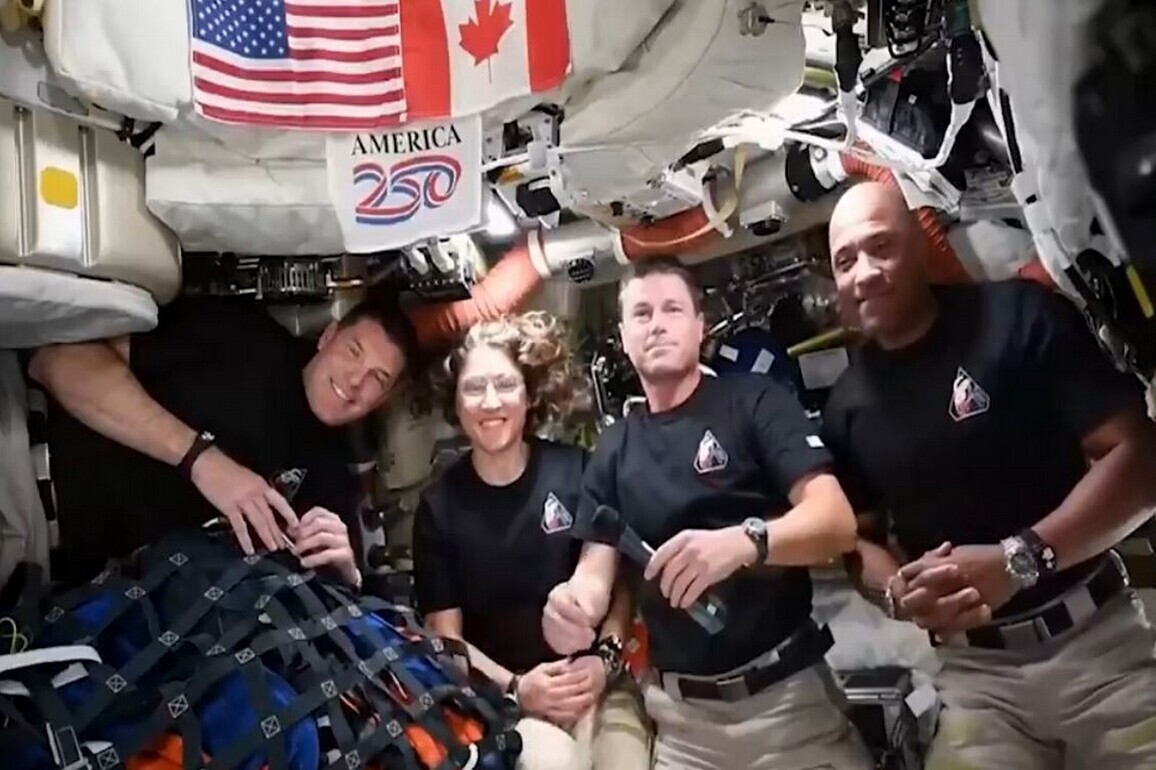 'Modern-day pioneers; you've inspired the world': Trump speaks to Artemis II crew