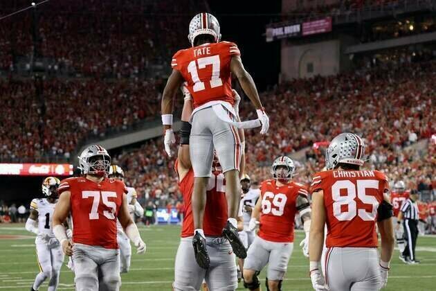 No. 1 Ohio State steamrolls Minnesota behind Julian Sayin's 3 TDs
