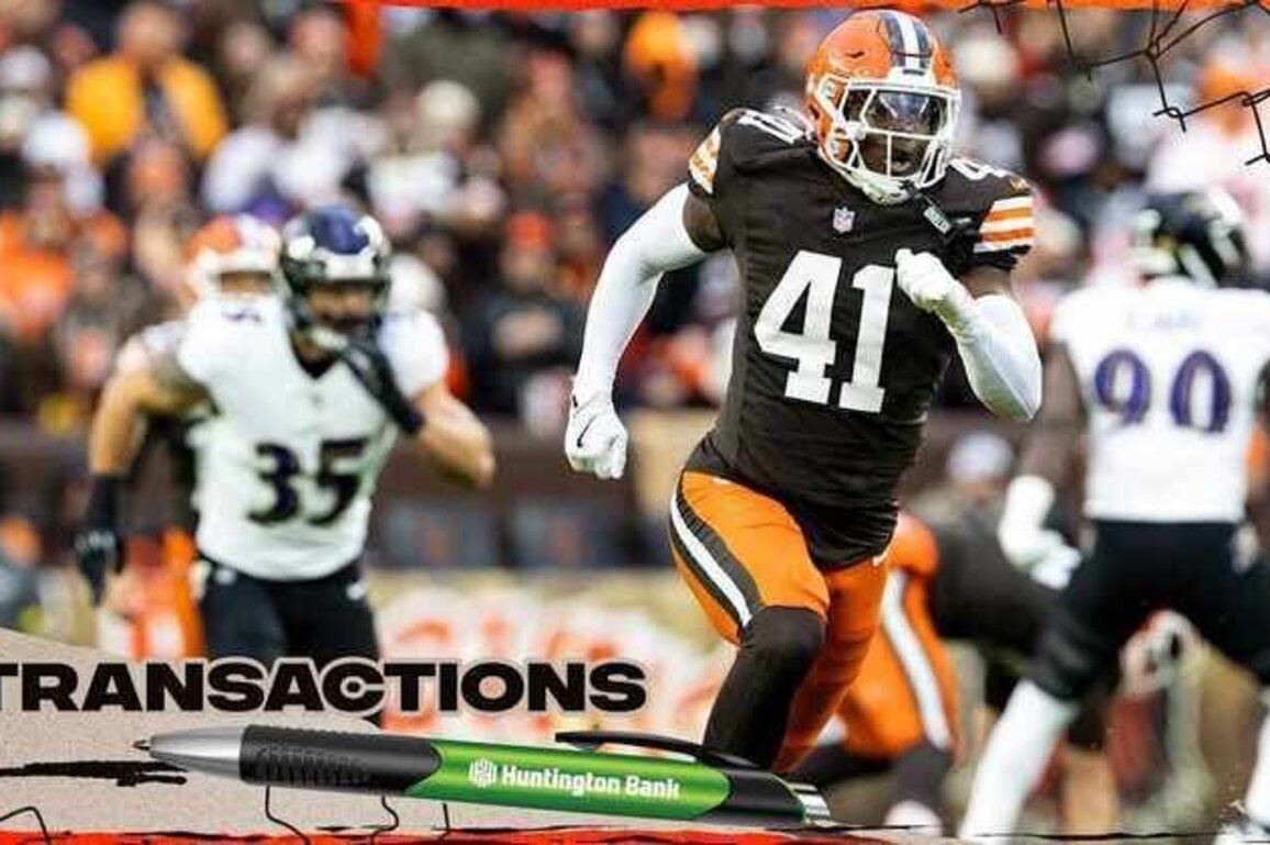 Browns sign S Christopher Edmonds to the practice squad