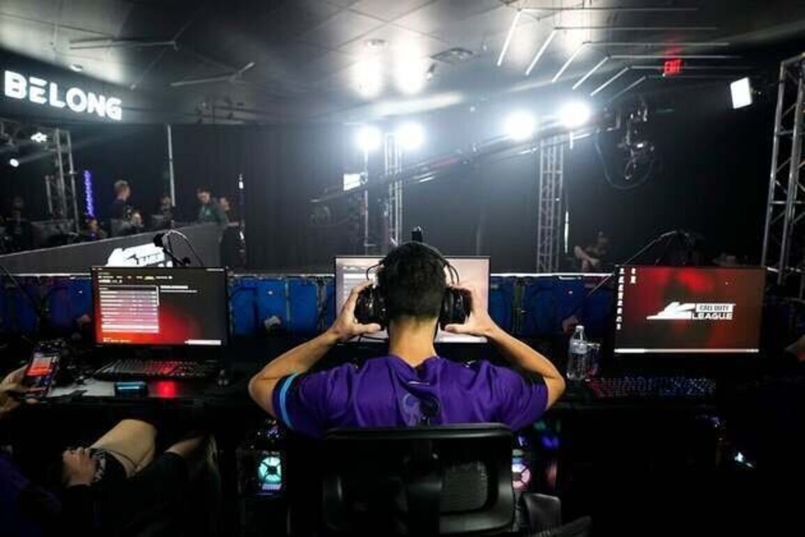 OpTic, Falcons, Breach get to 2-0 in Call of Duty Stage 4 qualifying