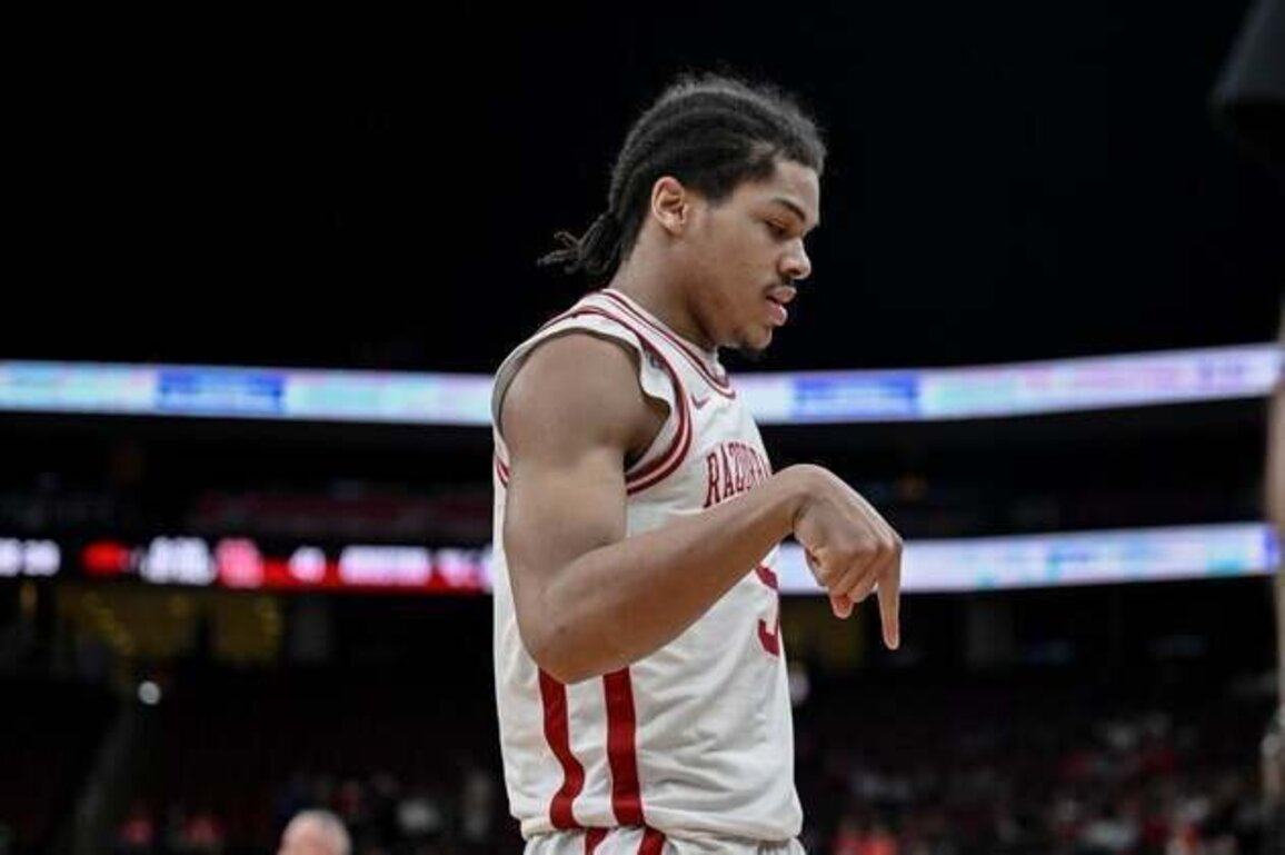 No. 18 Arkansas continues tough schedule with contest vs. James Madison