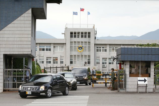 US Health and Human Services Secretary Visits Taiwan