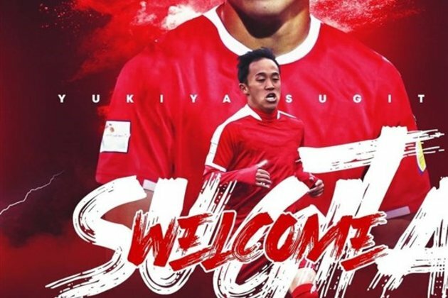 Japanese Midfielder Sugita Signs for Foolad