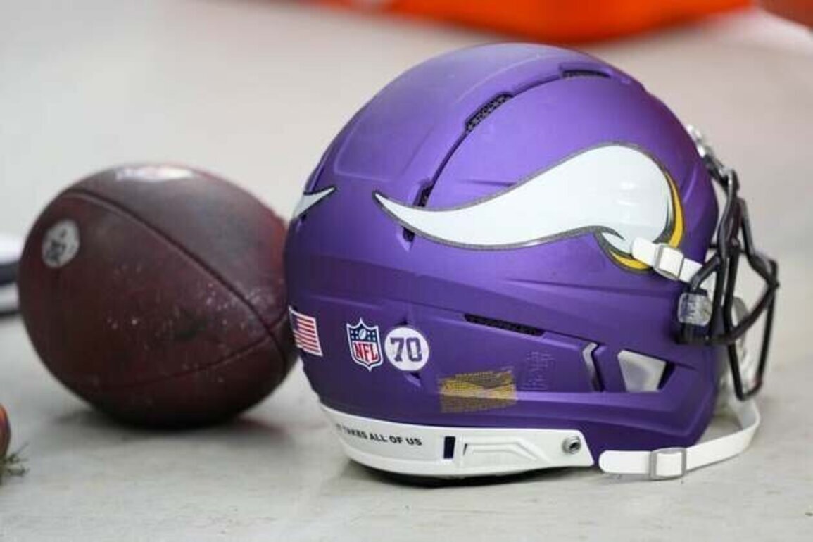 Former Virginia Tech, NFL DB Ronyell Whitaker dies at 46