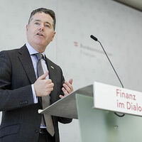 US tariff risks could reshape Ireland’s 9.4 billion-euro budget