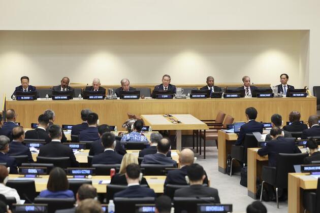 China ready to work with all parties to implement Global Development Initiative, says premier