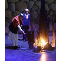PM Modi lays wreath at World Holocaust Rememberance Center