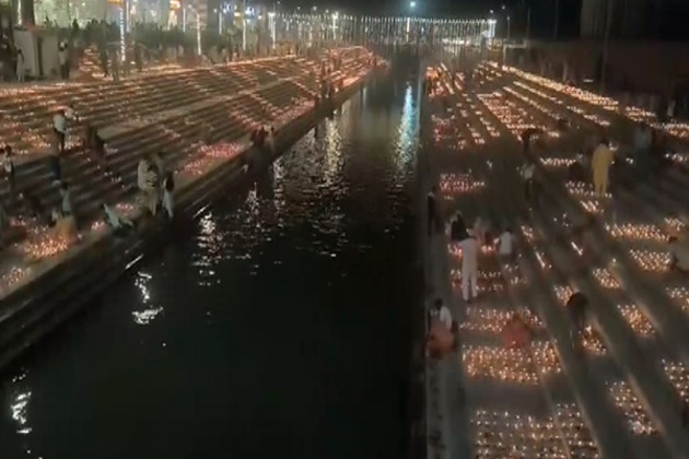 Ayodhya radiates divine light and devotion as over 2.5 lakh lamps lit on Ram Navami