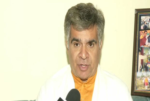 BJP leader Ravinder Raina demands apology from Mehbooba Mufti