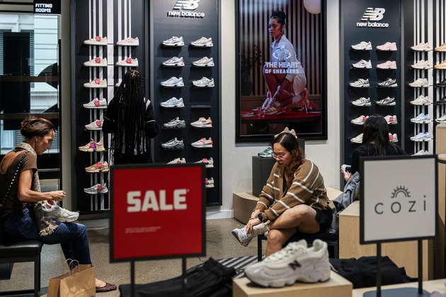 Retail sales fell 0.9% in May, worse than expected, as consumers pulled back