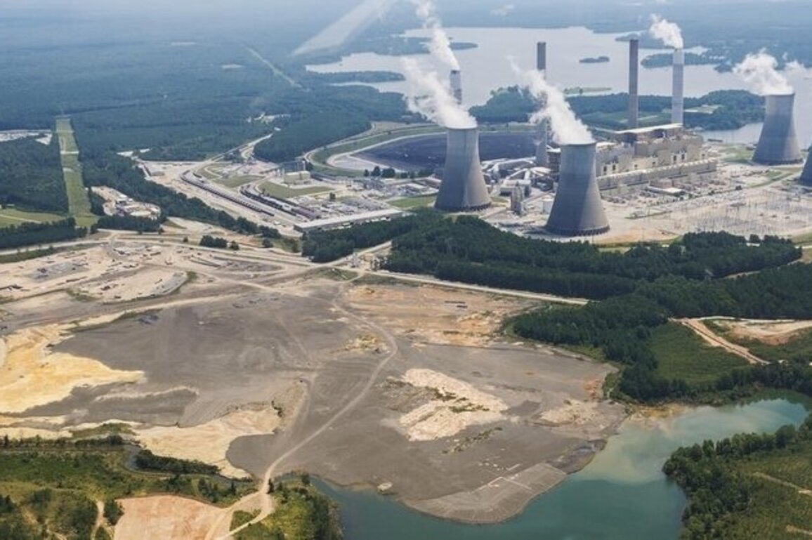 EPA plans to release scaled-back coal ash regulations in OH, US