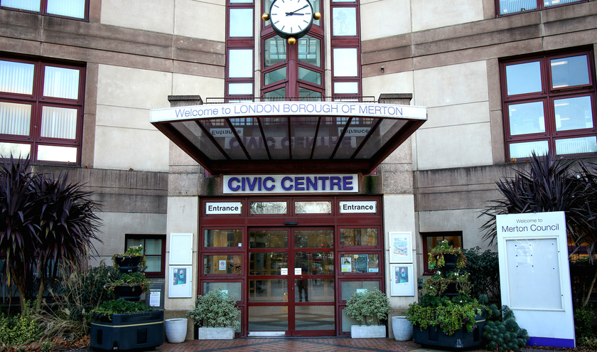 (c) Motaz Mohamed Photos / shutterstock