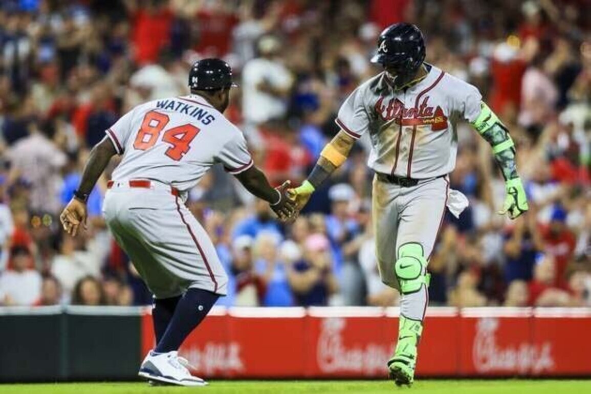 Ronald Acuna Jr.'s power emerging as Braves seek sweep of fading Reds