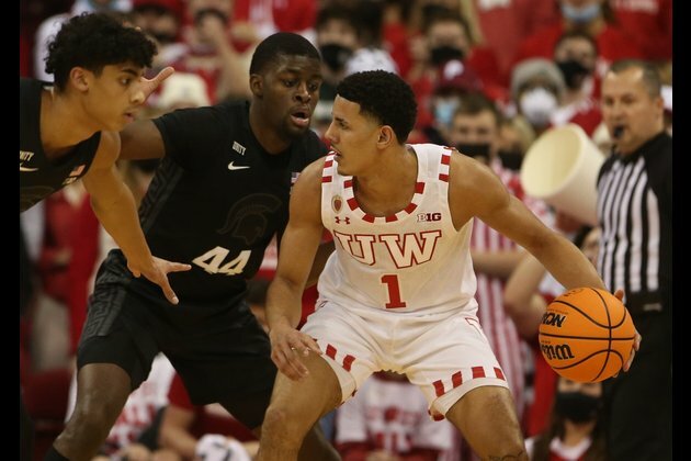 Wisconsin's Johnny Davis new Wooden Award favorite