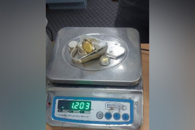 Delhi Customs arrest Iraqi national with 1203 grams of suspected gold at IGI Airport