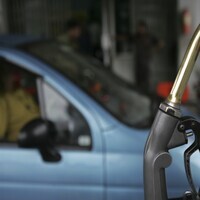 US gas prices hit four-year high of USD 4.50 as Strait of Hormuz bottleneck persists