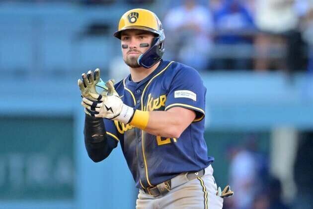 Reports: Red Sox acquiring 3B Caleb Durbin from Brewers