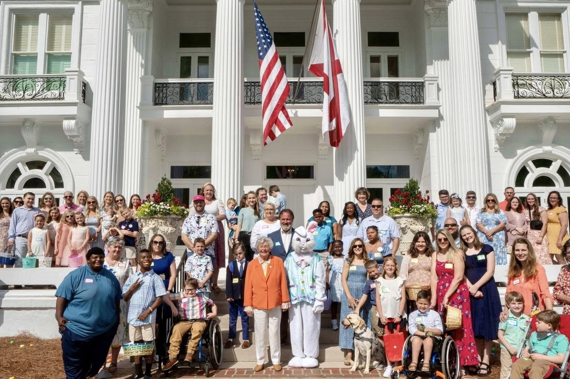 Ivey hosts 6th Annual Magic Moments Easter Egg Roll at the Governors Mansion