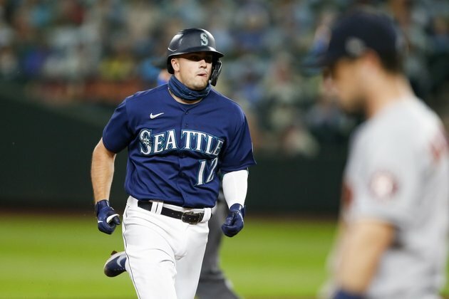 MLB roundup: A's clinch division after Astros' loss