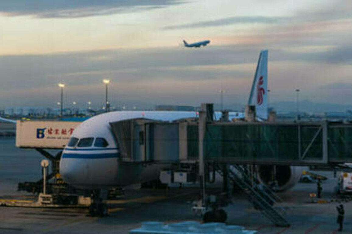 China orders its airlines to dump Boeing - Bloomberg