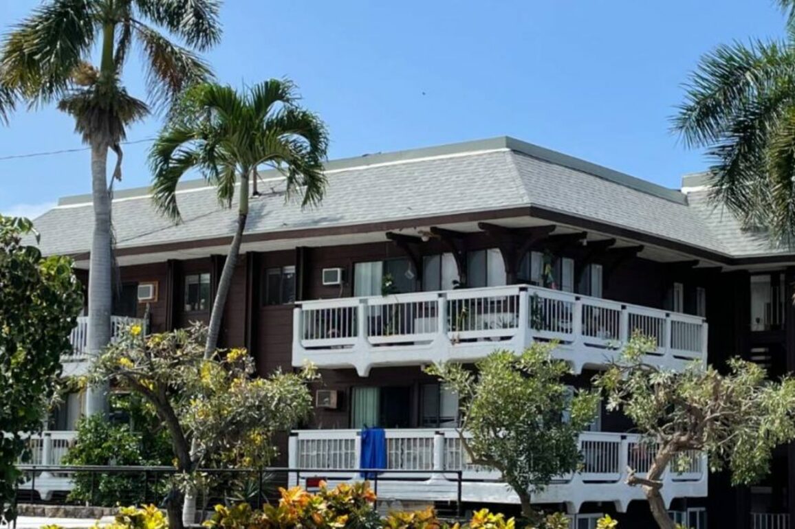 Hope Services acquires Kona apartment complex to house unsheltered people