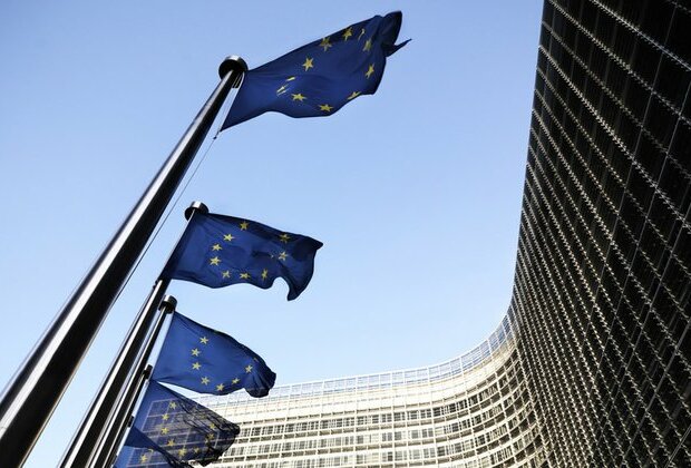 EU extends Russia sanctions