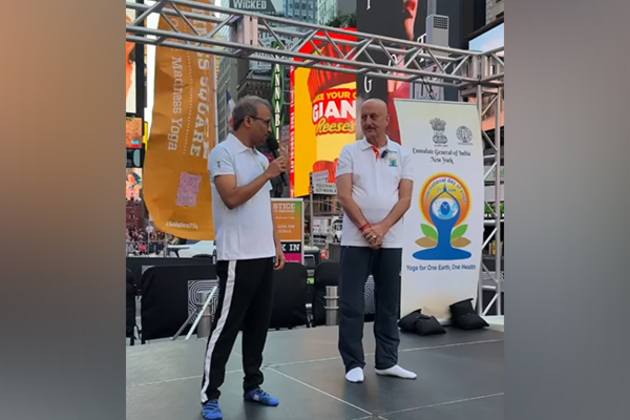 Anupam Kher joins thousands for Yoga Day celebration at Times Square