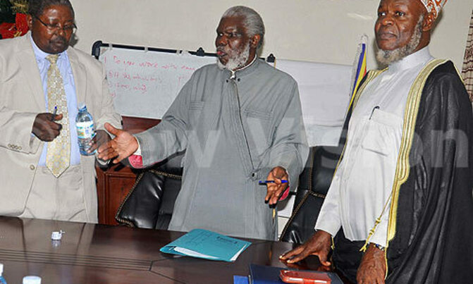Kayihura, religious leaders hold talks over crime prevention Kayihura, religious leaders hold talks over crime prevention