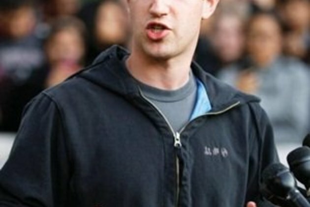 Zuckerberg adds $4.5bn to fortune as Facebook shares surge