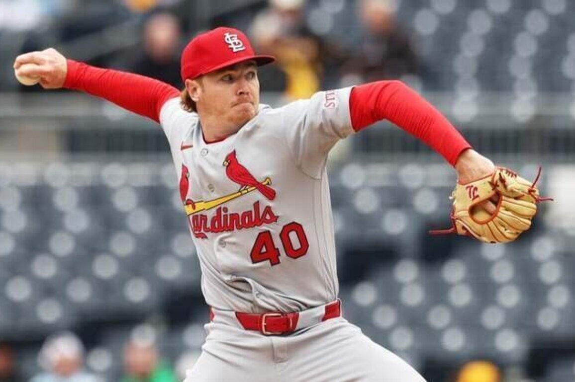 Cardinals roll past Pirates, Paul Skenes