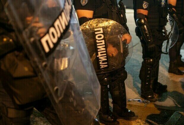 Violence erupts during student protest in Serbia