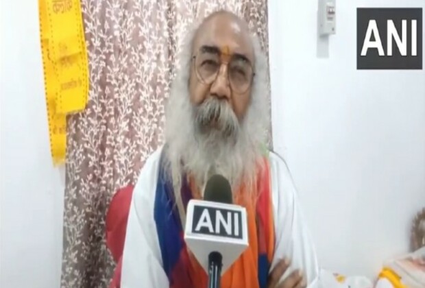 Fashion for Mamata to hurt Hindu sentiments: Acharya Pramod Krishnam slams Bengal CM