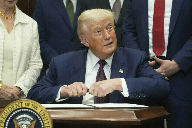 Trump modifies global tariffs hours before deadline