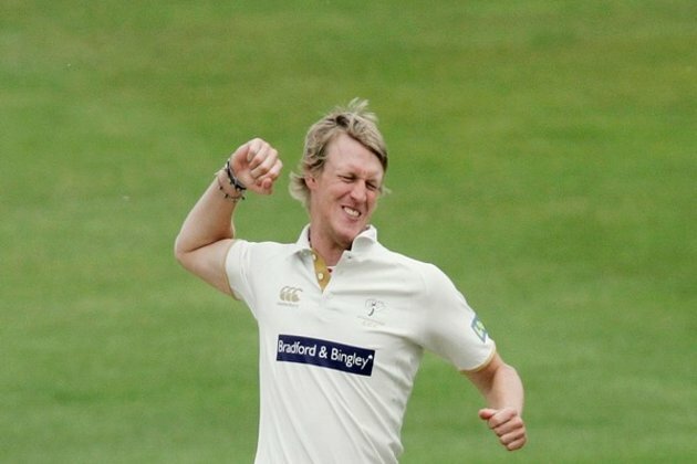 Steve Patterson signs two-year contract extension with Yorkshire