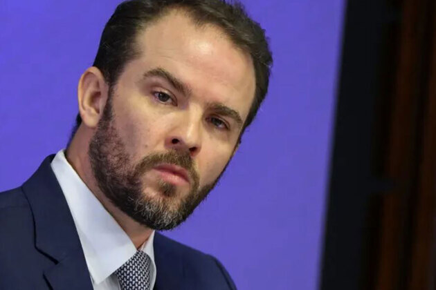 Brazil sees no risk of recession in 2027, says finance minister Durigan
