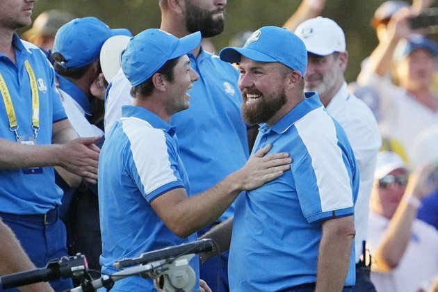 Europe holds 5-point Ryder Cup lead as U.S. comes to life