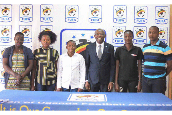 Okuva ku kkono ye Prossy Nalwadda, Mable Kabatalindwa, Olive Mbekeka, Decolas Kiiza, Christine Wanyana ne Ibrahim Mugisha. Okuva ku kkono ye Prossy Nalwadda, Mable Kabatalindwa, Olive Mbekeka, Decolas Kiiza, Christine Wanyana ne Ibrahim Mugisha.