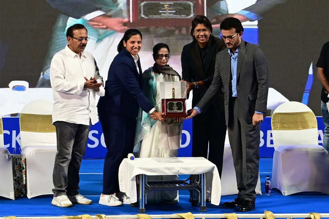 Richa Ghosh felicitated by Cricket Association of Bengal for crucial role in Women's WC win