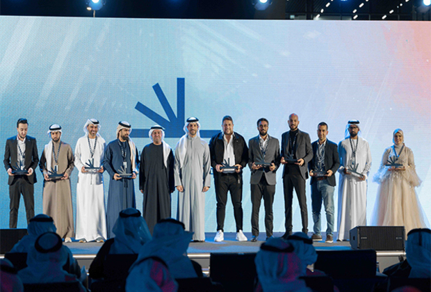 Sultan bin Ahmed honours Shams Arabic Content Award winners