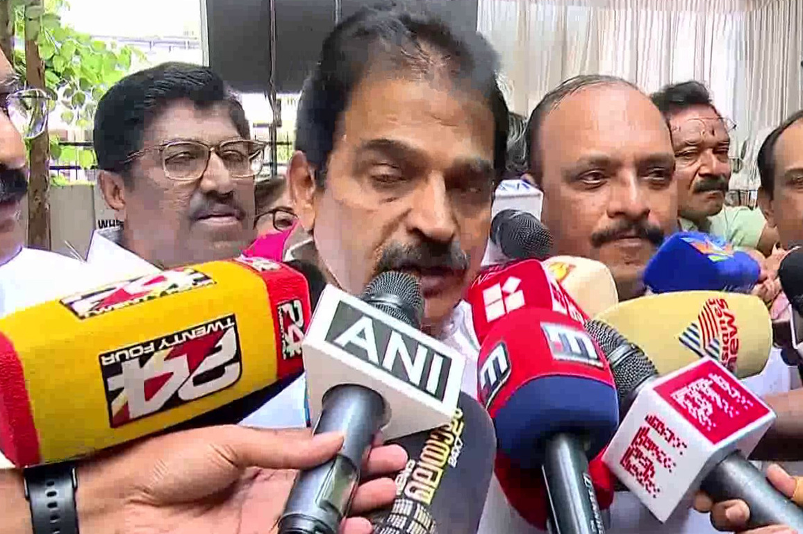 "Not party's view, he is not in Congress": KC Venugopal on Mani Shankar Aiyar's Kerala CM remarks