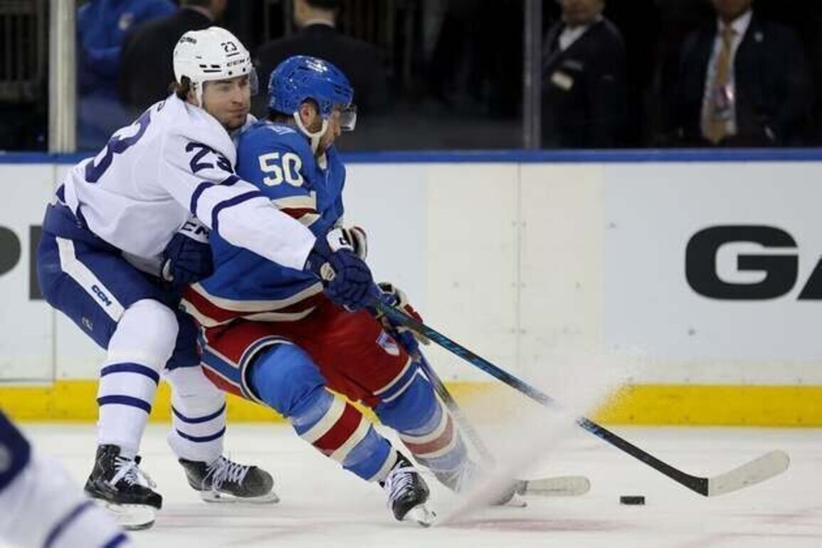 Rangers blast Leafs 6-2 for first home win in regulation since November